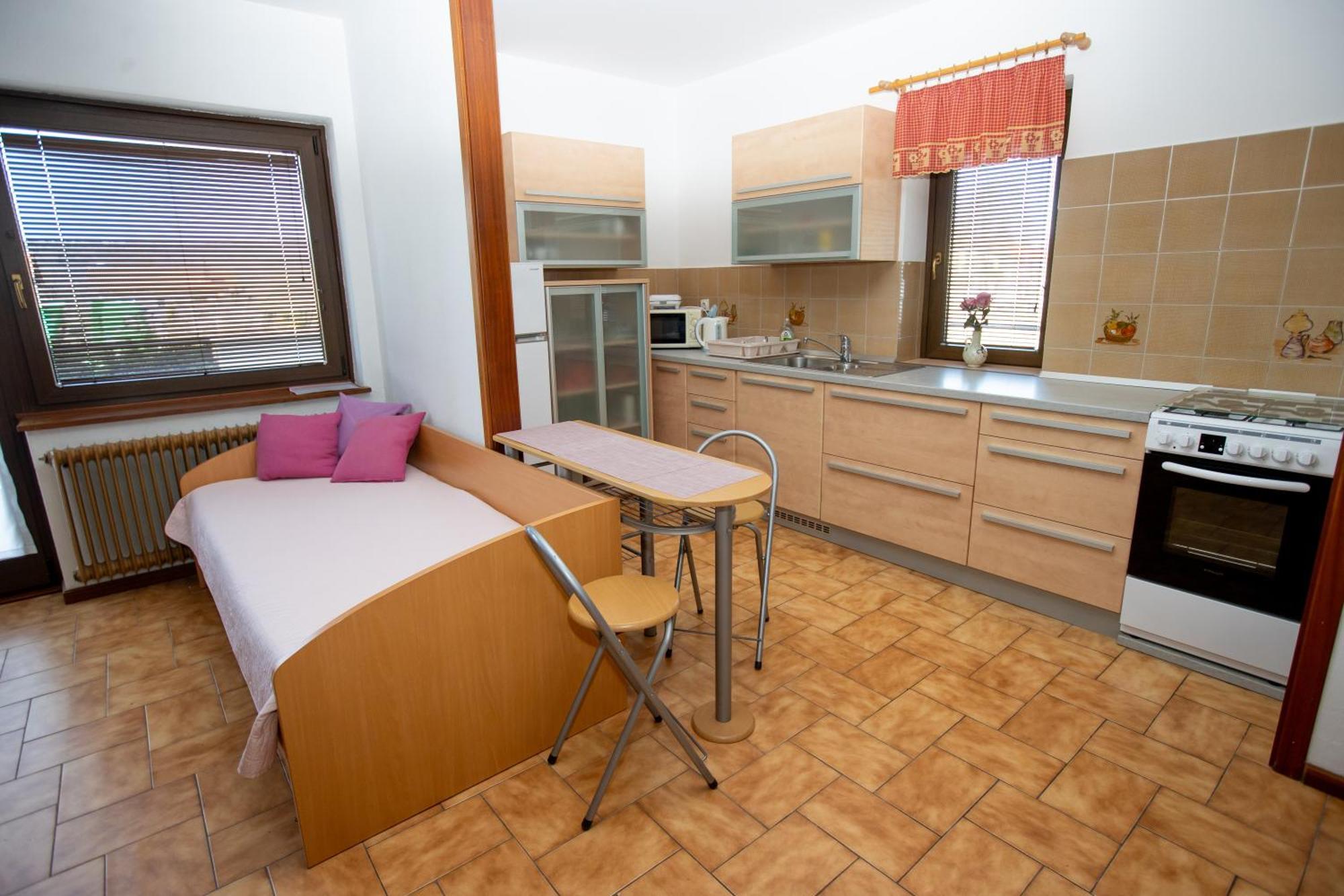 Guesthouse Sanabor Postojna Eksteriør bilde